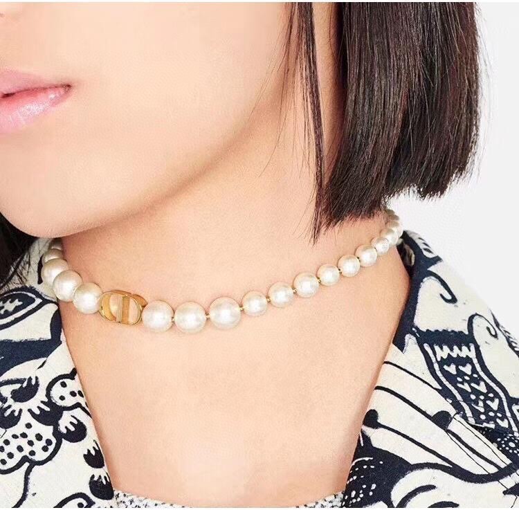 chr1st1an D10r necklaces
